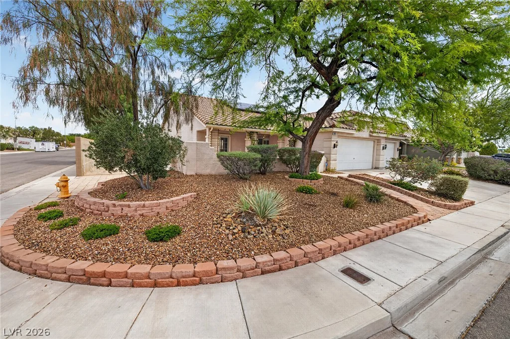 880 Coldwater Falls, Las Vegas, NV 89123