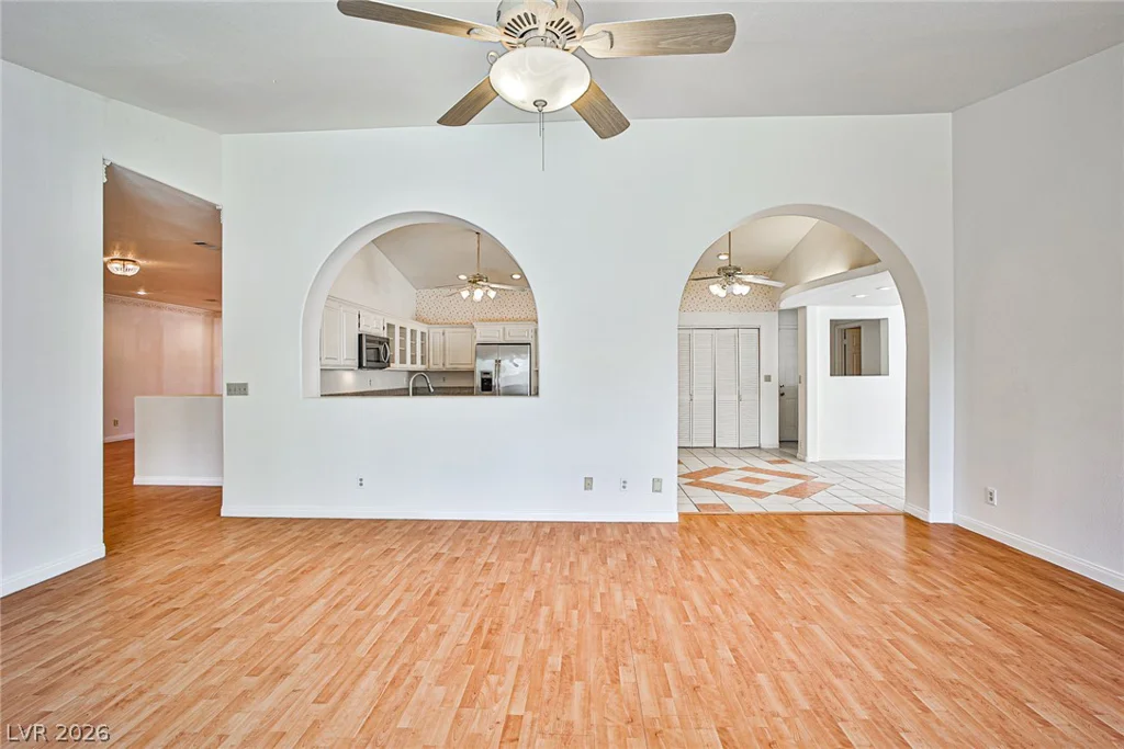 6970 Eldora, Las Vegas, NV 89117