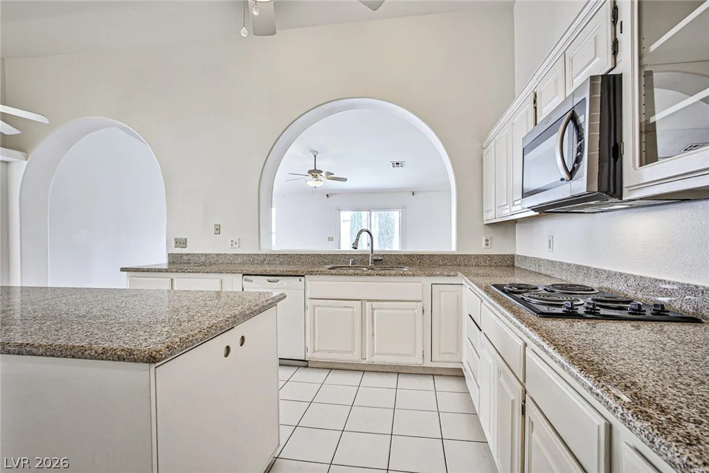 6970 Eldora, Las Vegas, NV 89117
