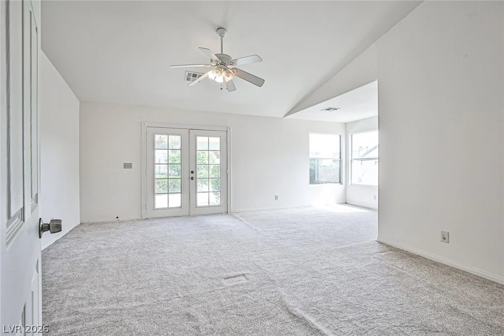 6970 Eldora, Las Vegas, NV 89117