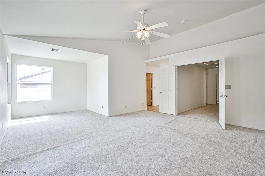 6970 Eldora, Las Vegas, NV 89117