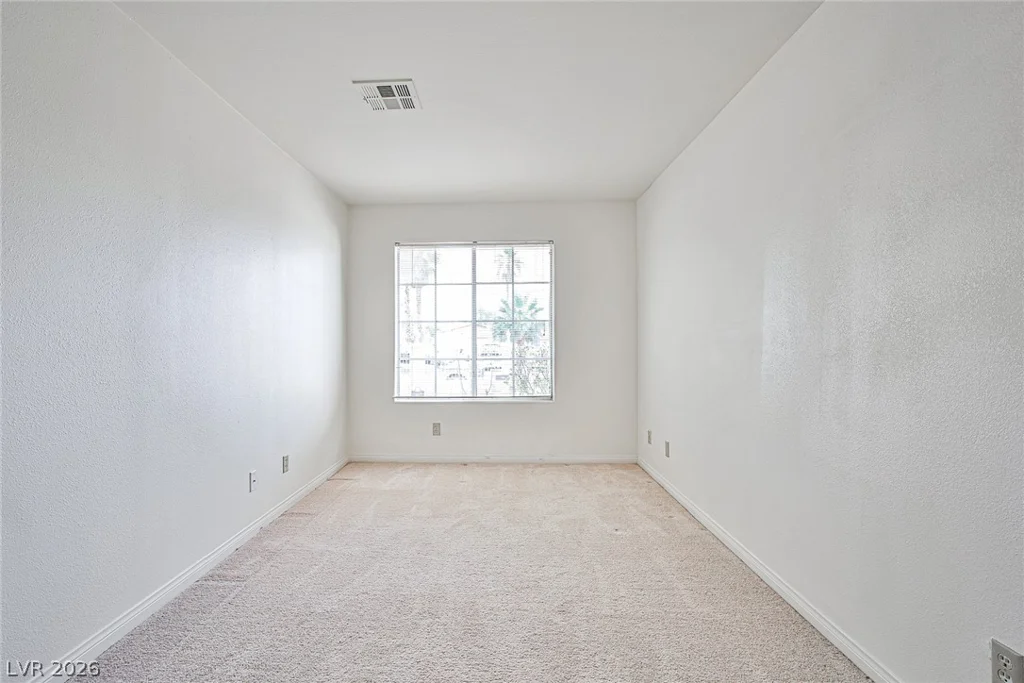 6970 Eldora, Las Vegas, NV 89117