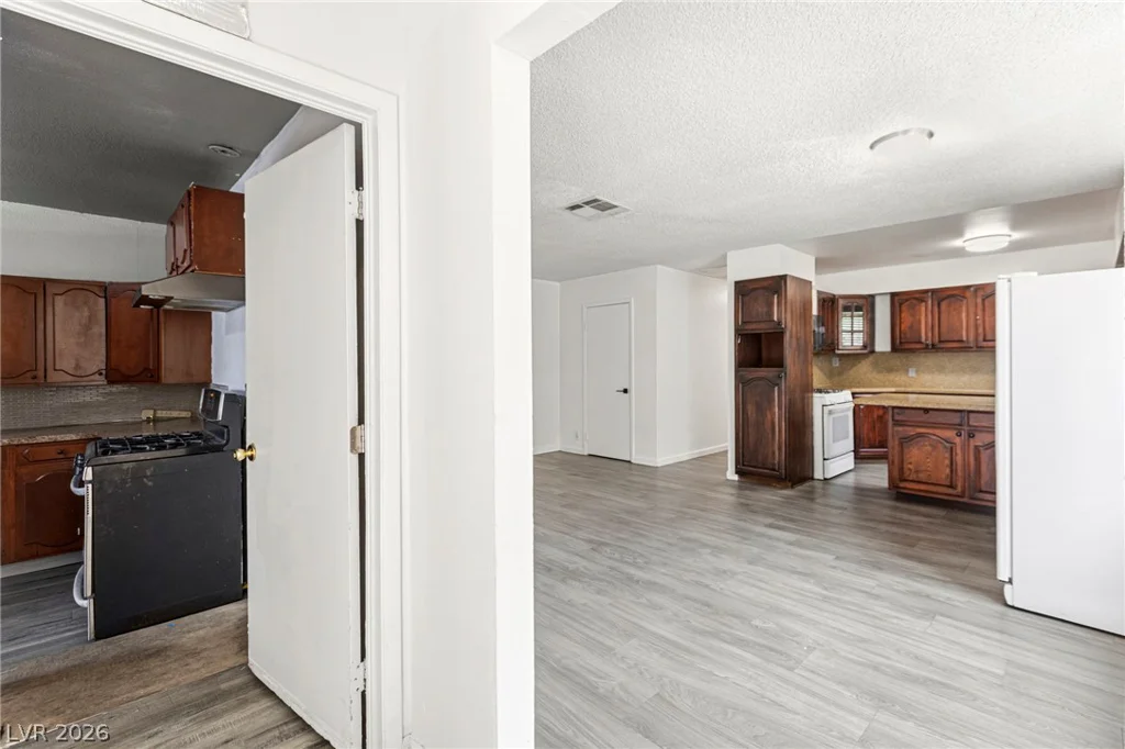 4433 Cool Valley, Las Vegas, NV 89110