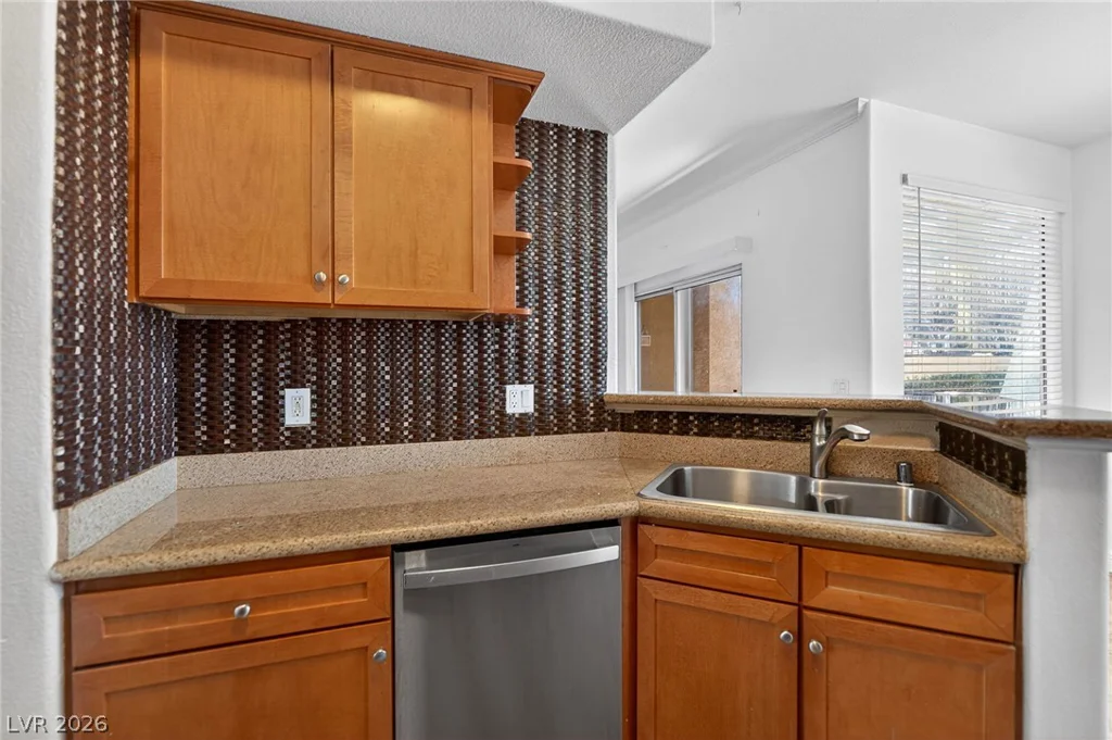 4400 Jones, Las Vegas, NV 89103