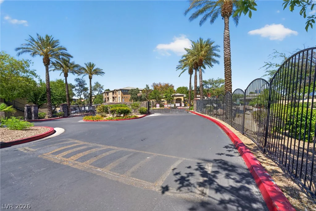 4400 Jones, Las Vegas, NV 89103
