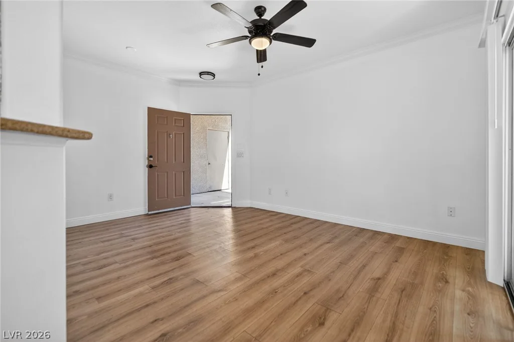 4400 Jones, Las Vegas, NV 89103