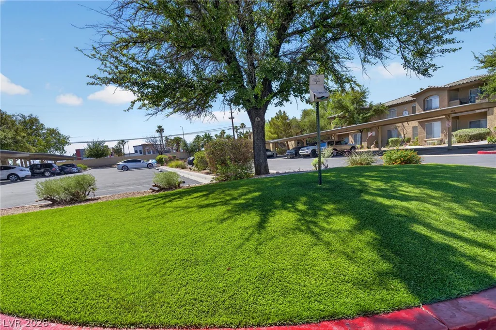 4400 Jones, Las Vegas, NV 89103