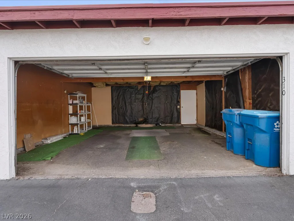 310 Greenbriar Townhouse, Las Vegas, NV 89121