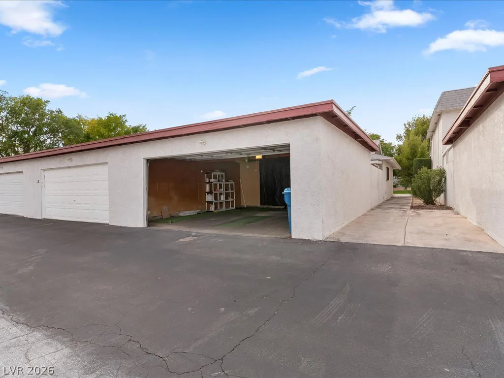 310 Greenbriar Townhouse, Las Vegas, NV 89121