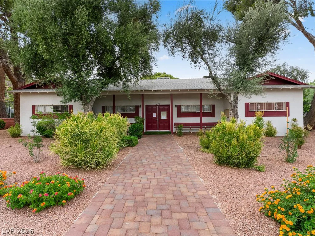 310 Greenbriar Townhouse, Las Vegas, NV 89121