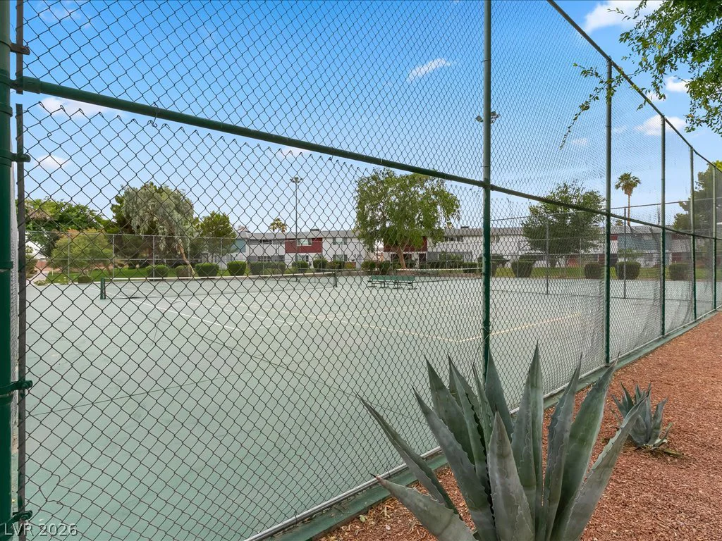 310 Greenbriar Townhouse, Las Vegas, NV 89121