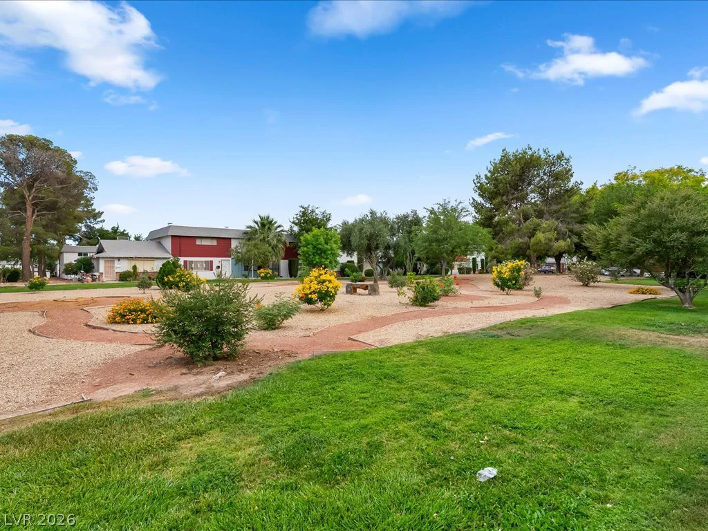 310 Greenbriar Townhouse, Las Vegas, NV 89121