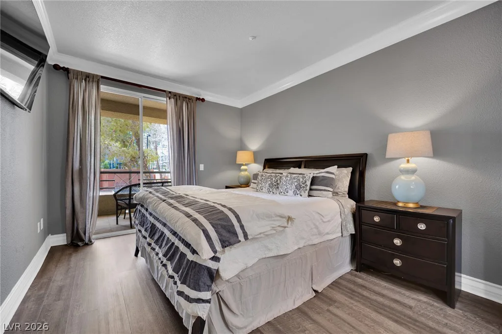 220 Flamingo, Las Vegas, NV 89169