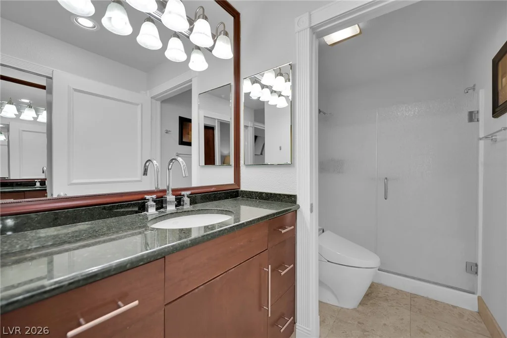 220 Flamingo, Las Vegas, NV 89169