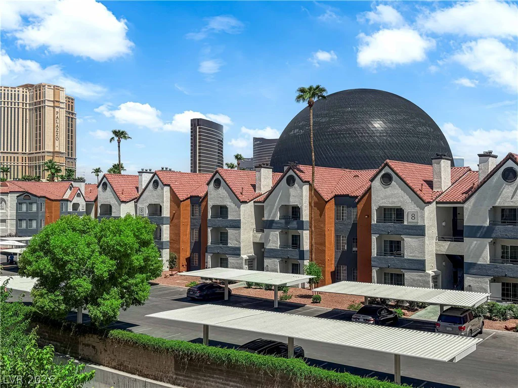 220 Flamingo, Las Vegas, NV 89169