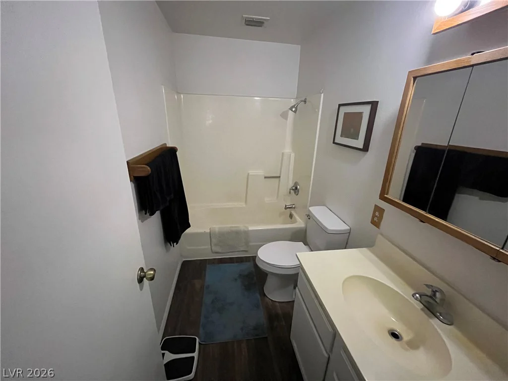 6412 Pearcrest, Las Vegas, NV 89108