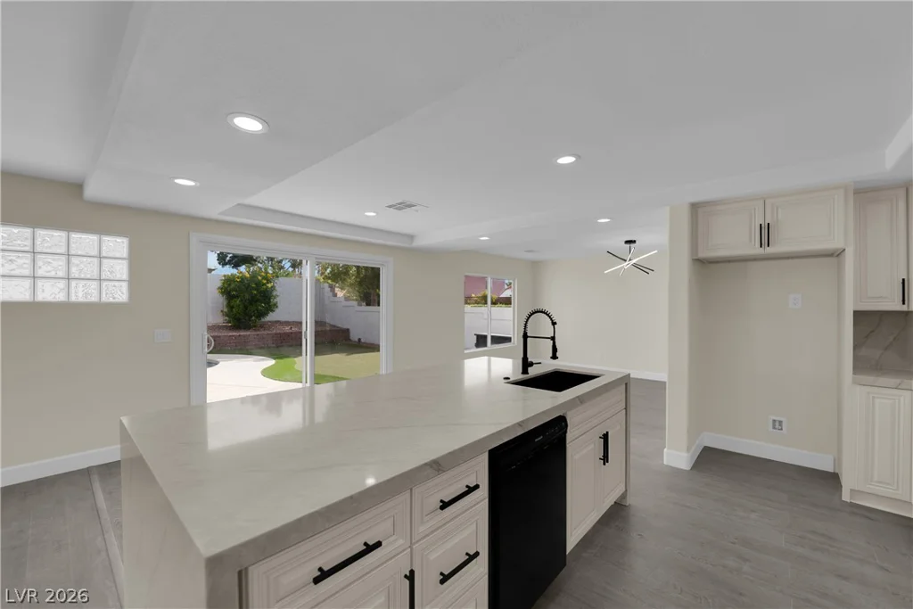 8300 Antler Ridge, Las Vegas, NV 89149