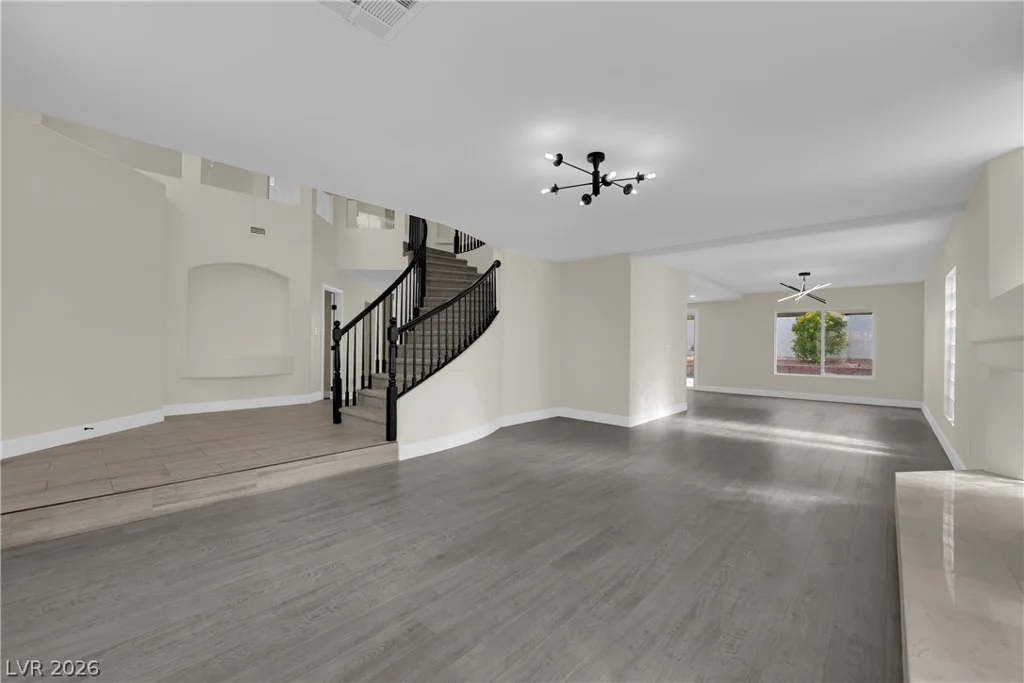 8300 Antler Ridge, Las Vegas, NV 89149