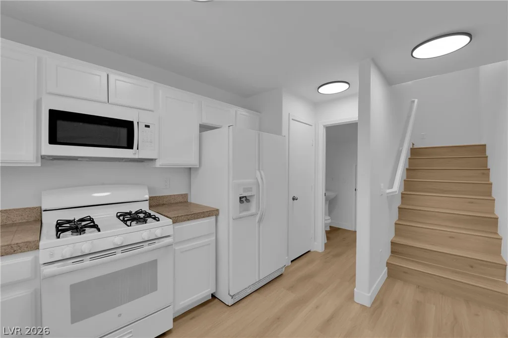 6976 Smiling Cloud, Henderson, NV 89011