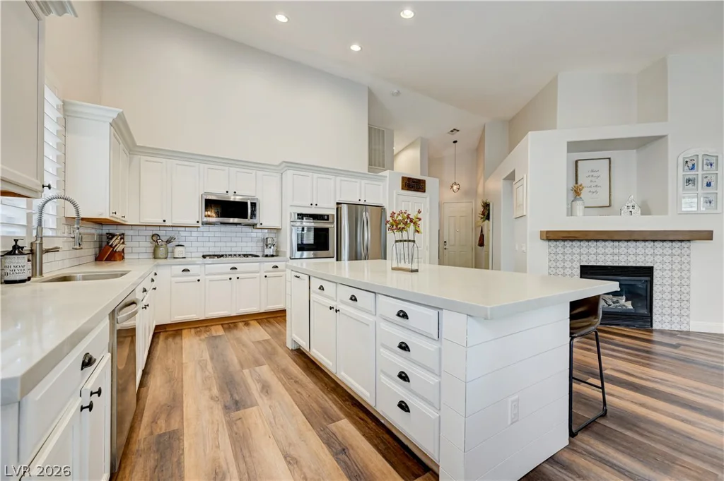 11217 Newbury Hills, Las Vegas, NV 89138