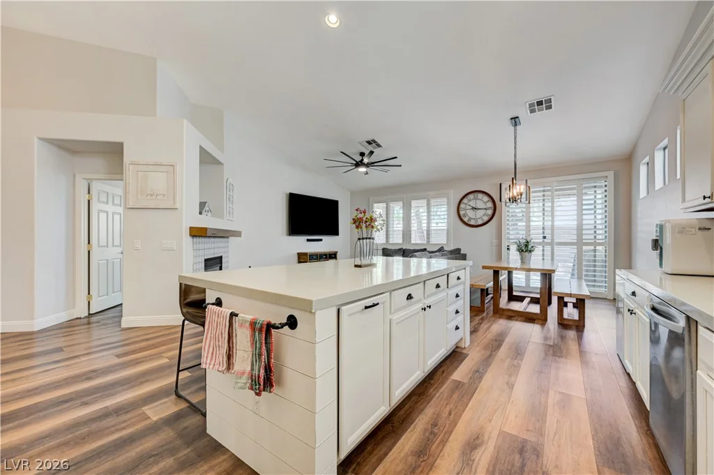 11217 Newbury Hills, Las Vegas, NV 89138