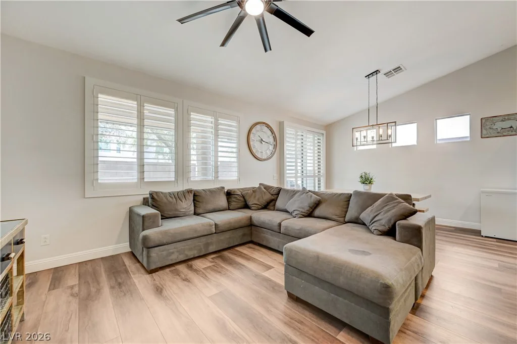 11217 Newbury Hills, Las Vegas, NV 89138