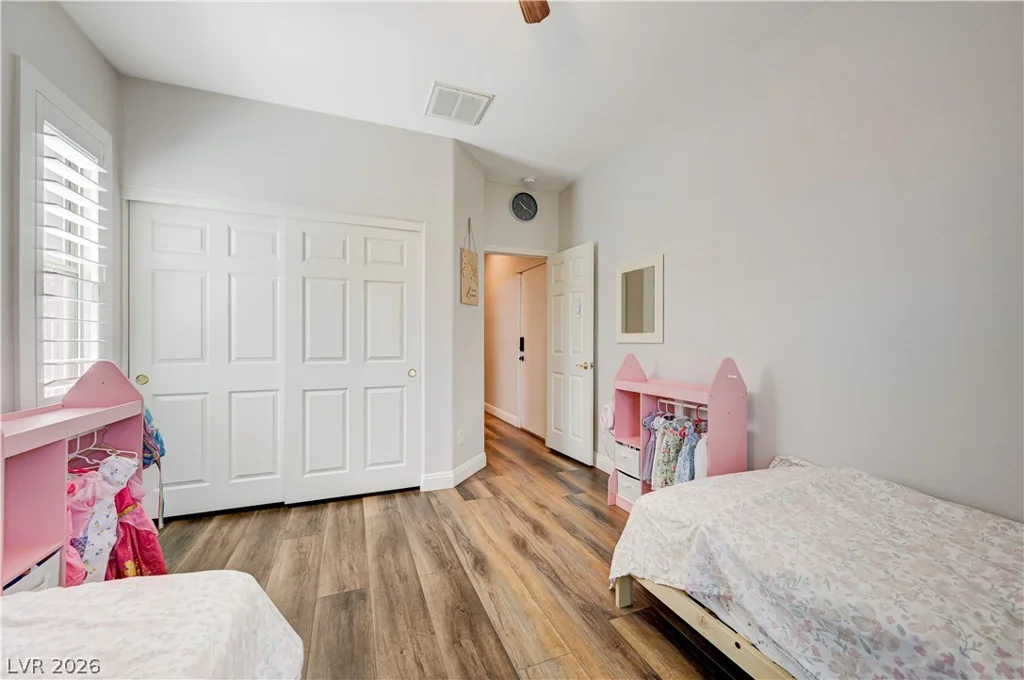 11217 Newbury Hills, Las Vegas, NV 89138