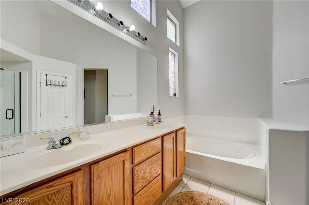11217 Newbury Hills, Las Vegas, NV 89138