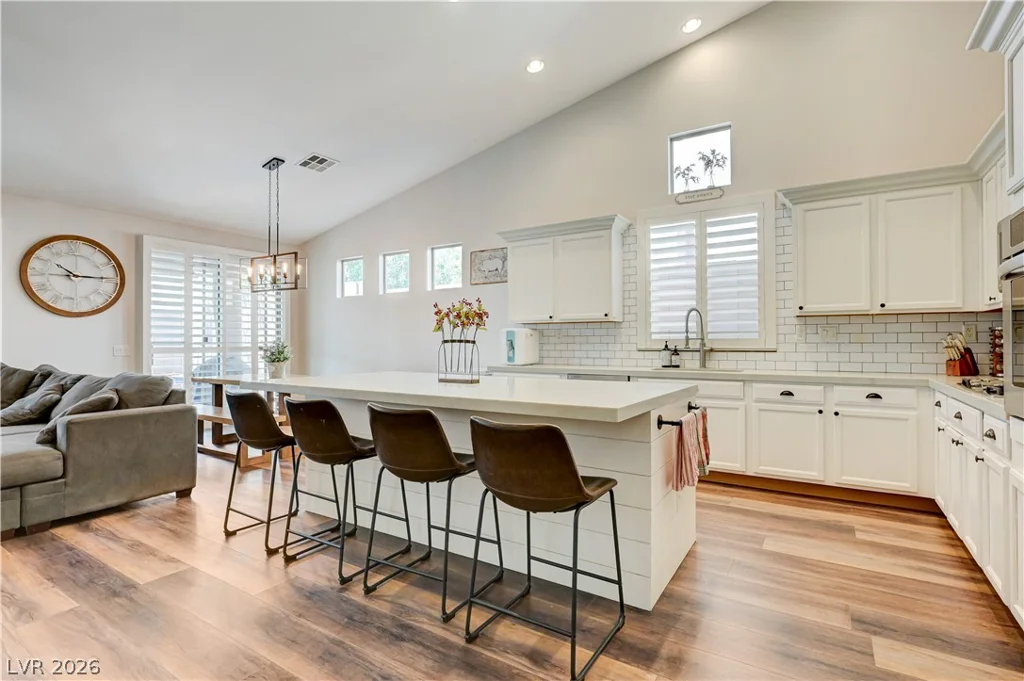 11217 Newbury Hills, Las Vegas, NV 89138