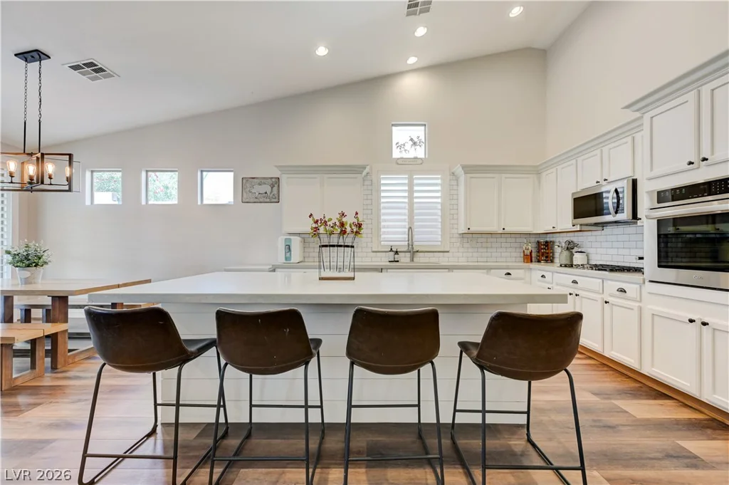 11217 Newbury Hills, Las Vegas, NV 89138
