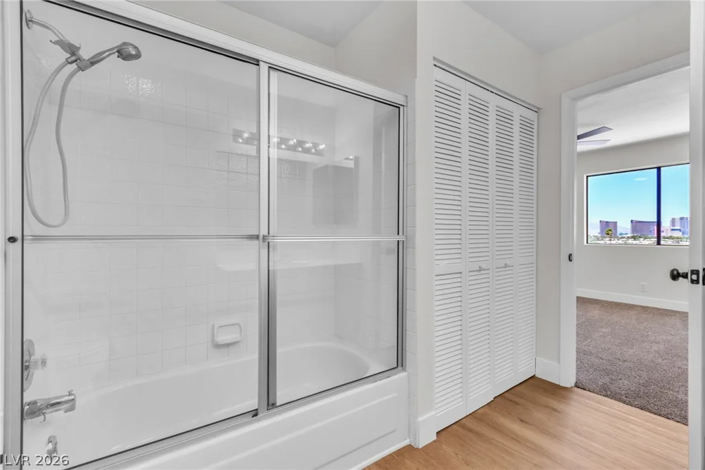 3924 Delos, Las Vegas, NV 89103