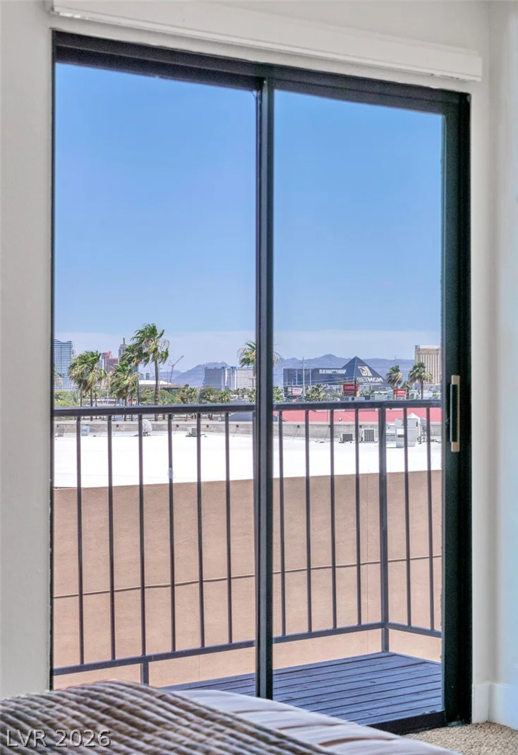 3924 Delos, Las Vegas, NV 89103