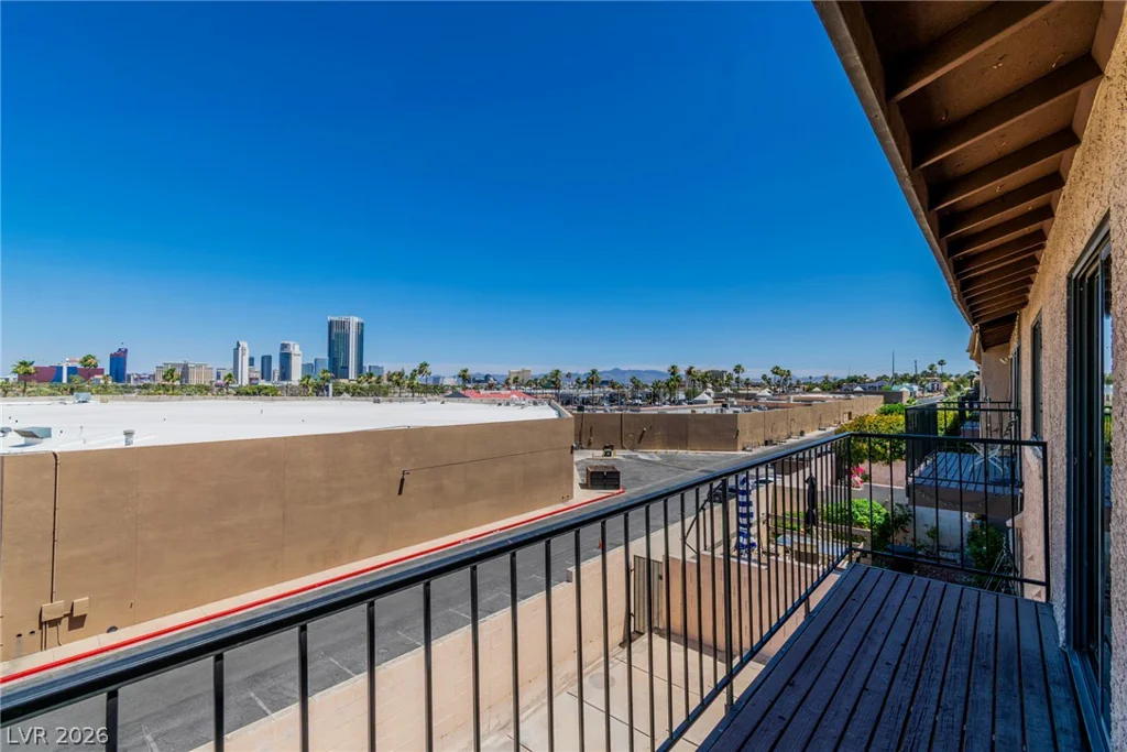 3924 Delos, Las Vegas, NV 89103