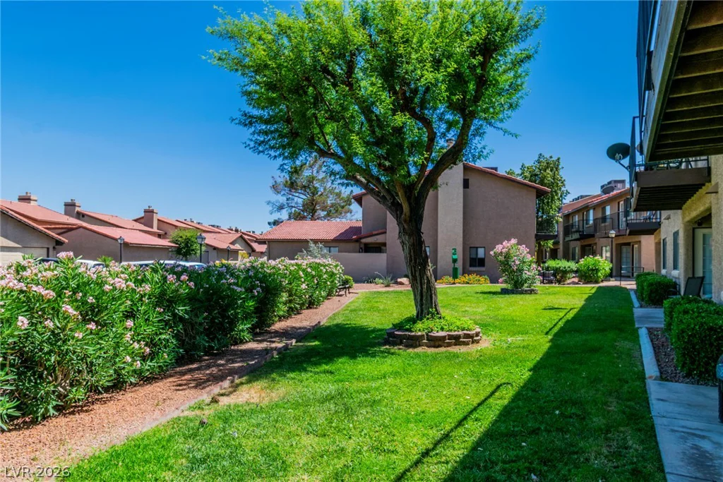 3924 Delos, Las Vegas, NV 89103