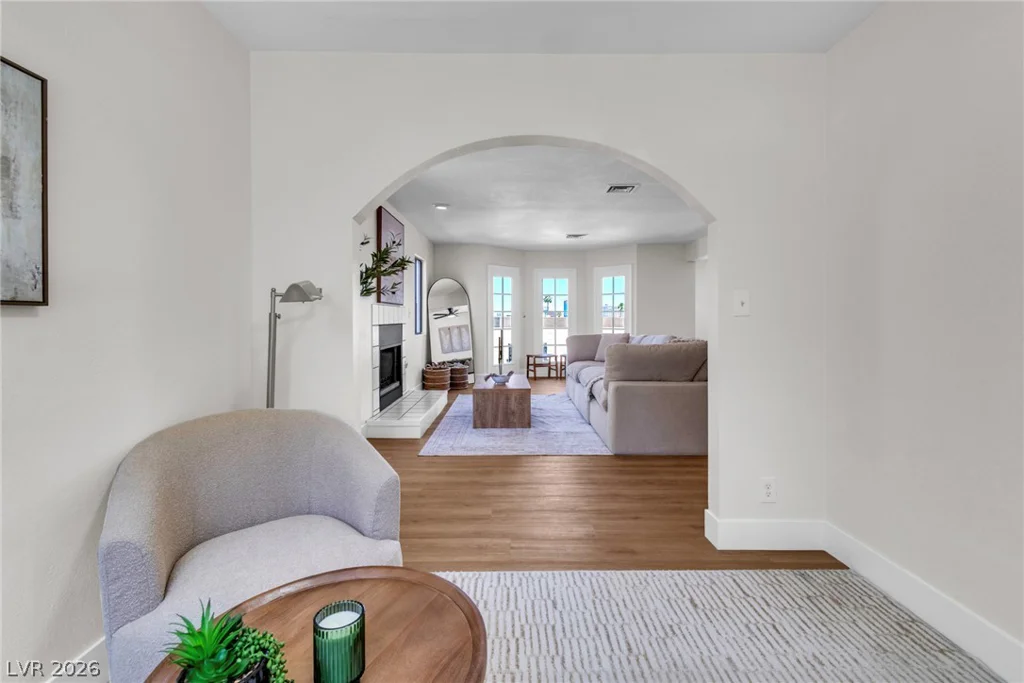 3924 Delos, Las Vegas, NV 89103