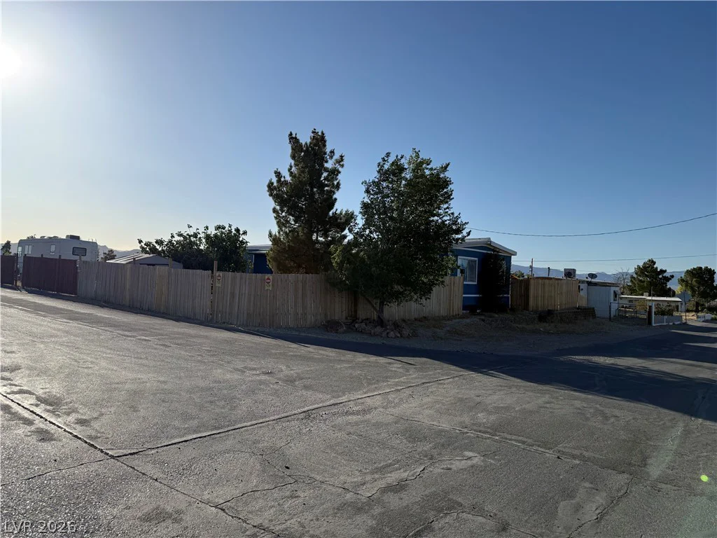 975 Sky, Indian Springs, NV 89018