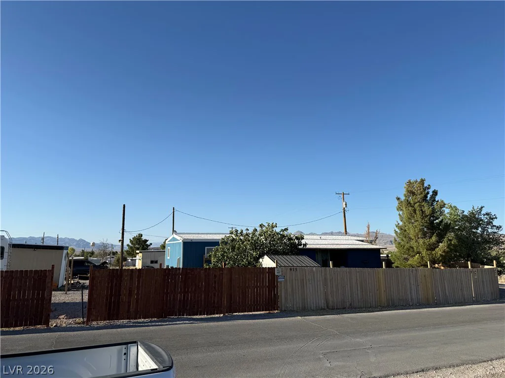 975 Sky, Indian Springs, NV 89018
