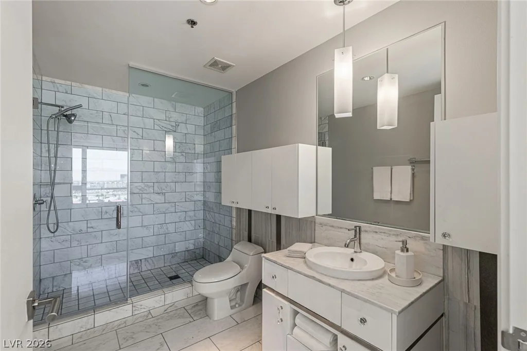 4471 Dean Martin, Las Vegas, NV 89103
