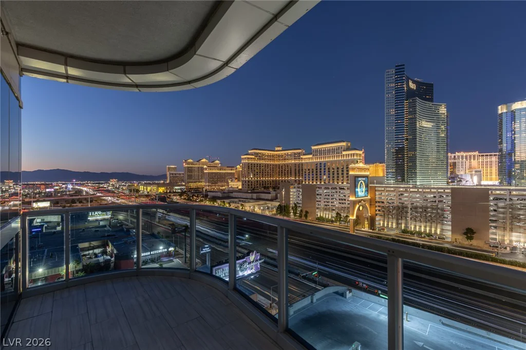 4471 Dean Martin, Las Vegas, NV 89103