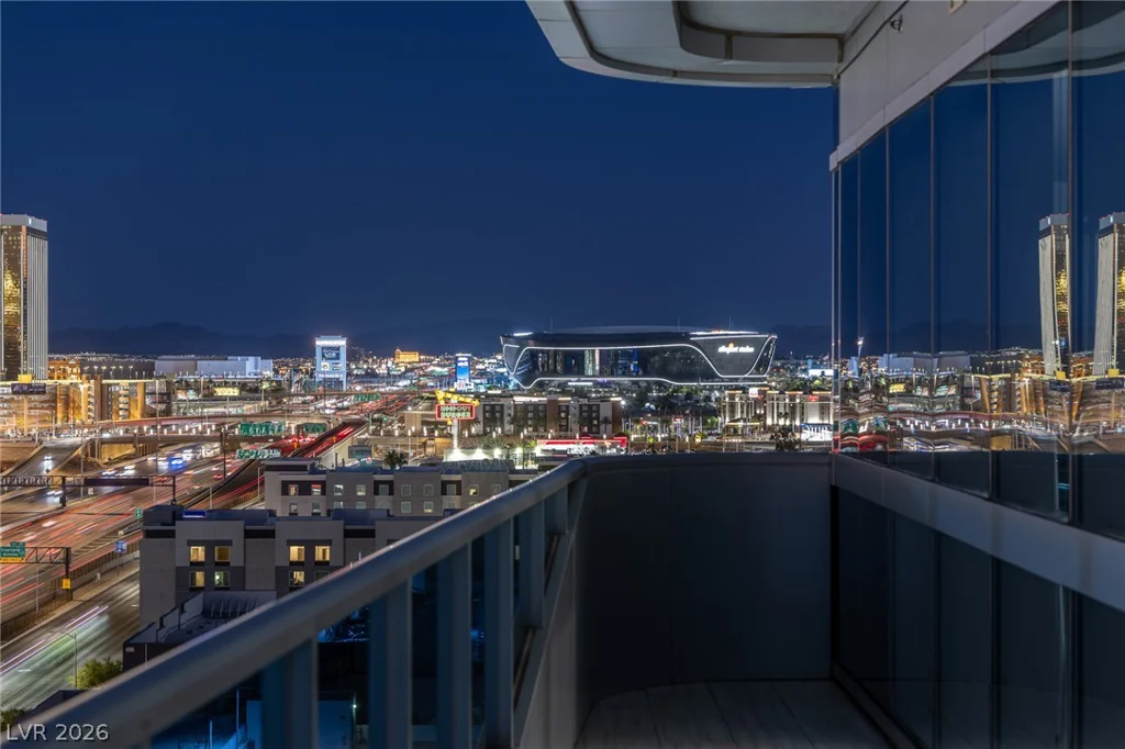 4471 Dean Martin, Las Vegas, NV 89103