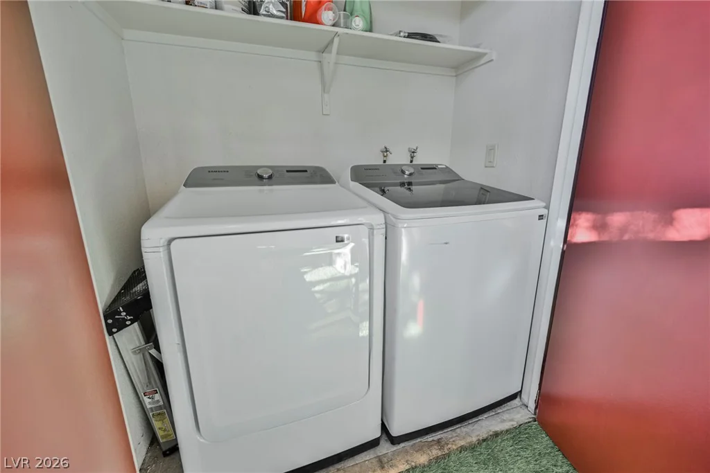 2451 Rainbow, Las Vegas, NV 89108