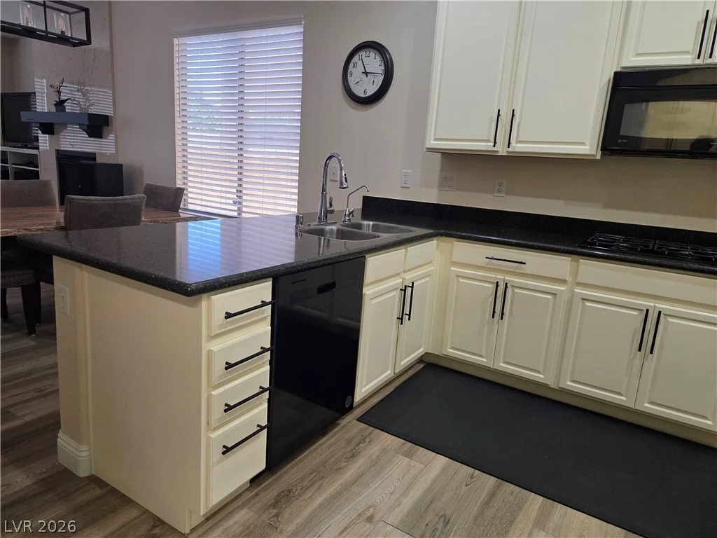 6132 Watermelon, North Las Vegas, NV 89081