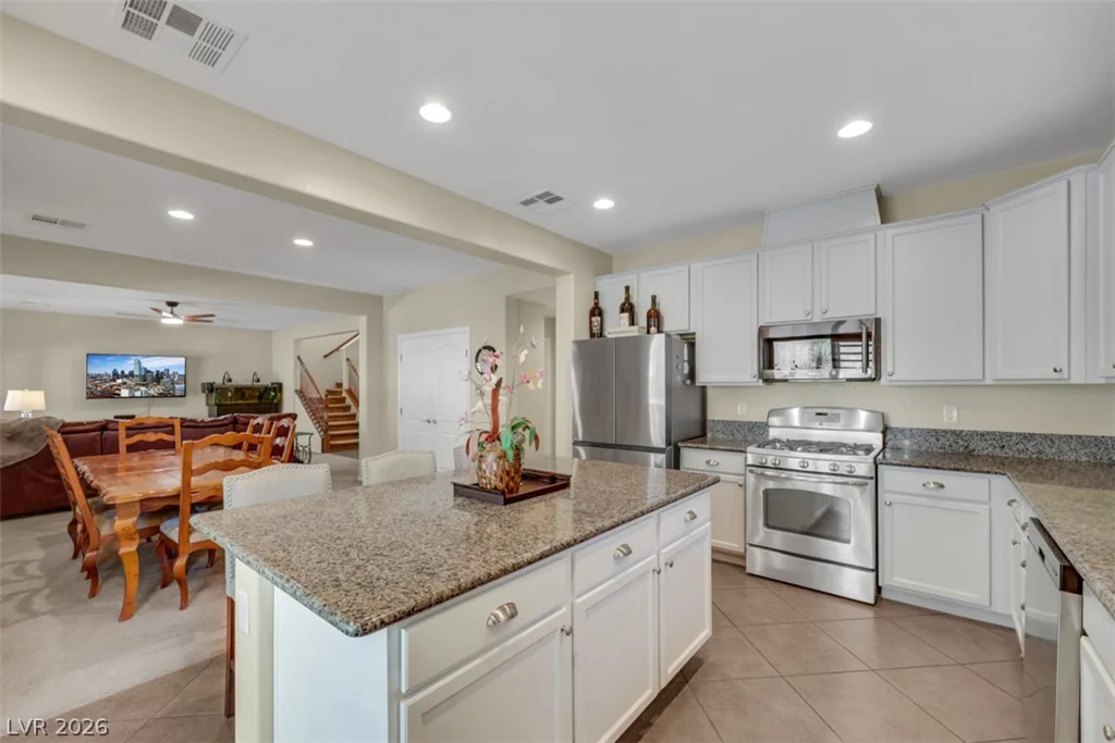 6737 Guidestar, North Las Vegas, NV 89084