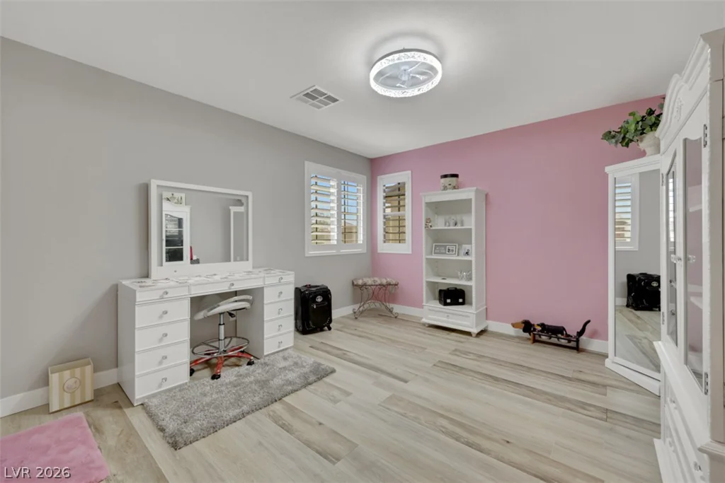 6737 Guidestar, North Las Vegas, NV 89084