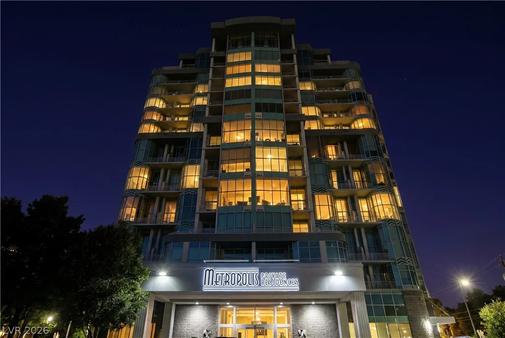 360 Desert Inn, Las Vegas, NV 89109