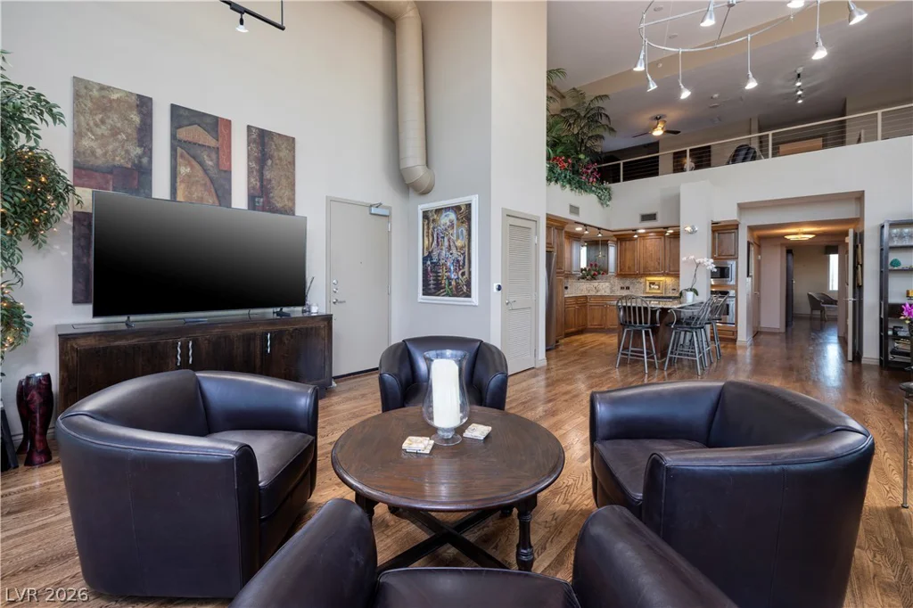 360 Desert Inn, Las Vegas, NV 89109