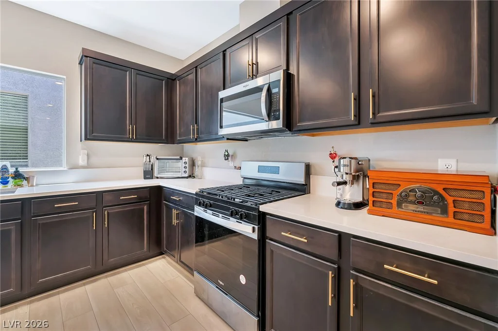 10201 Beckenham Hills, Las Vegas, NV 89141