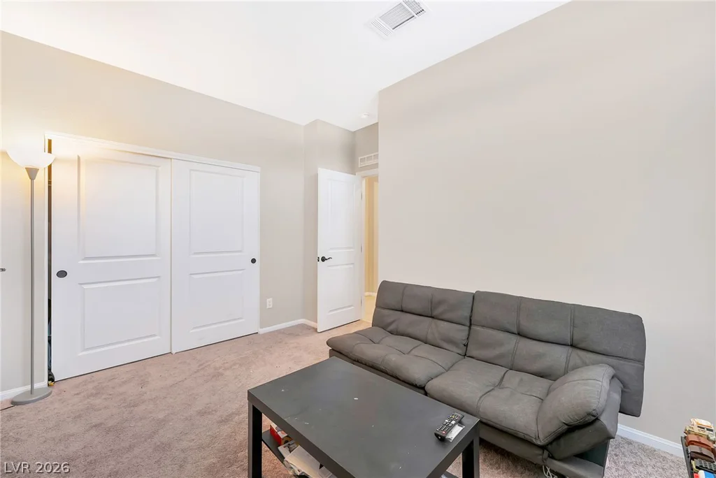 10201 Beckenham Hills, Las Vegas, NV 89141