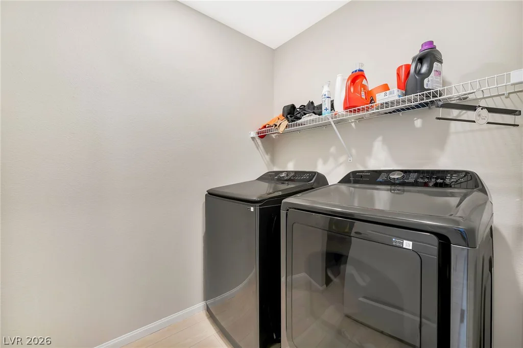 10201 Beckenham Hills, Las Vegas, NV 89141