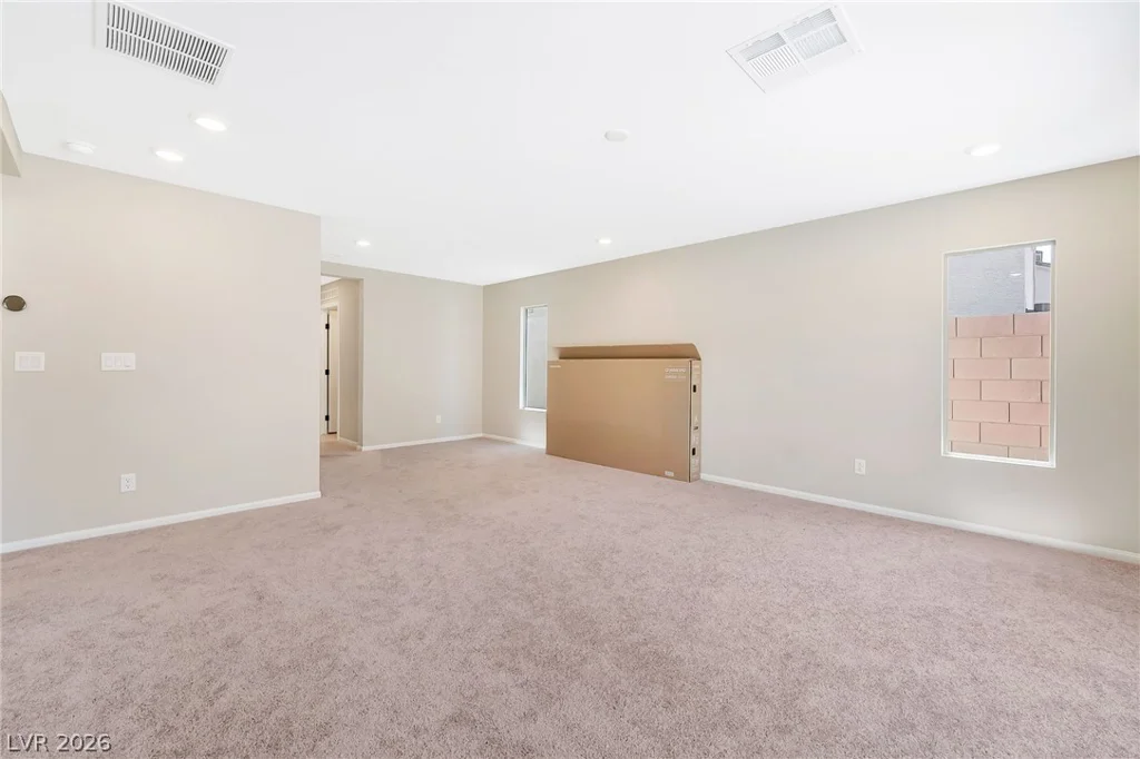 10201 Beckenham Hills, Las Vegas, NV 89141